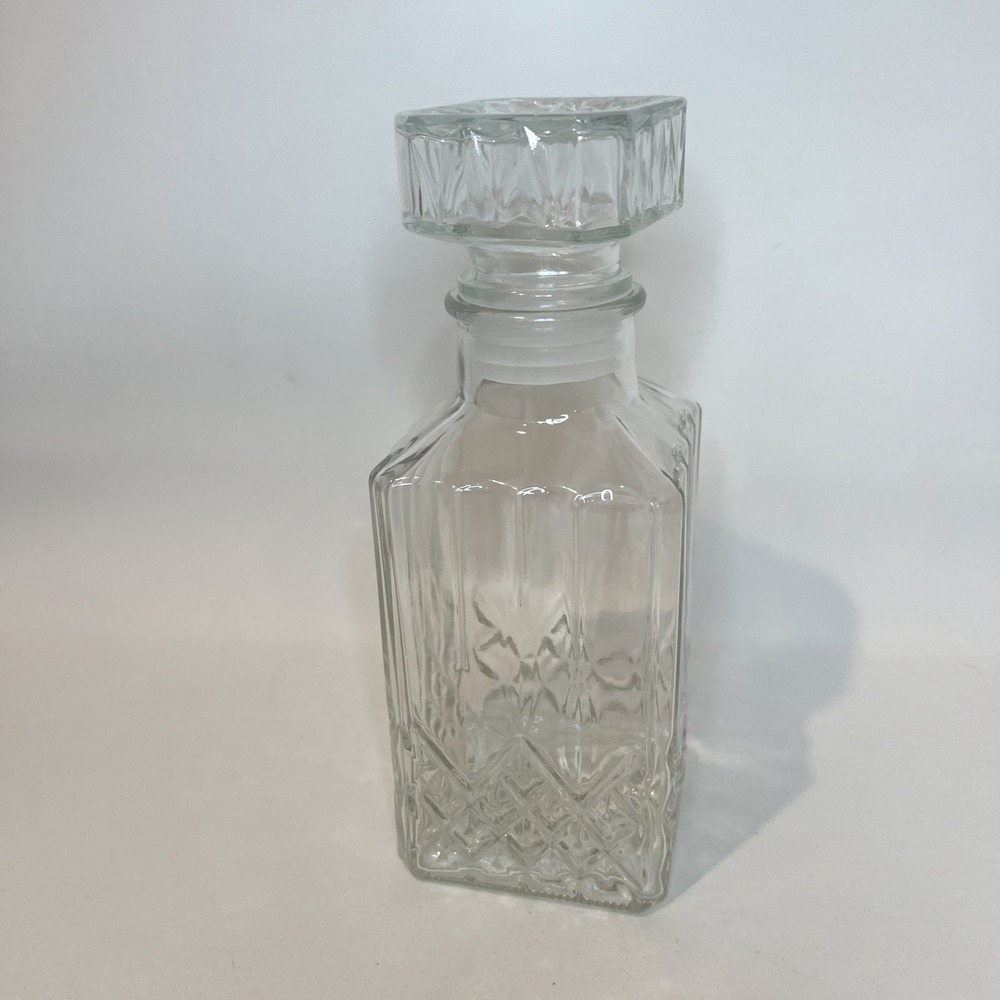 Square Glass Liquor Decanter w/ Stopper Cut Diamond Pattern Whiskey Barware 9.5"